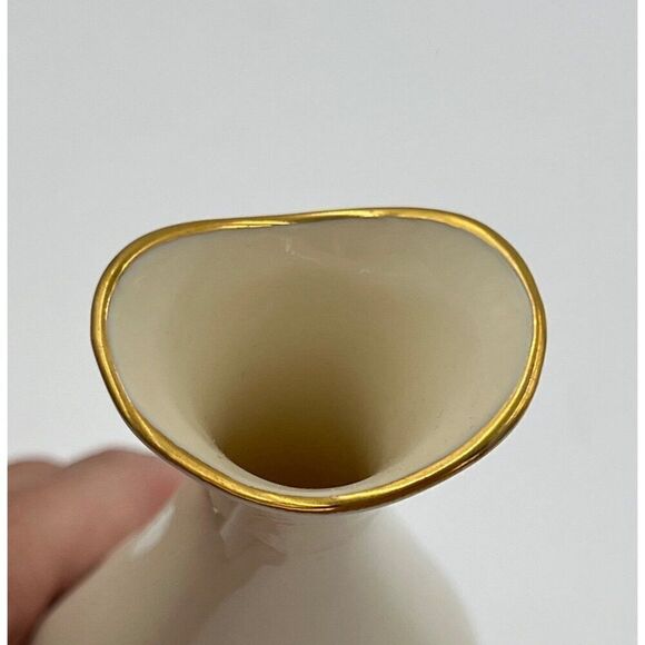 Lenox Sharon Collection Bud Vase Embossed Roses 24K Gold Trim Ivory 7.25" - Picture 4 of 5